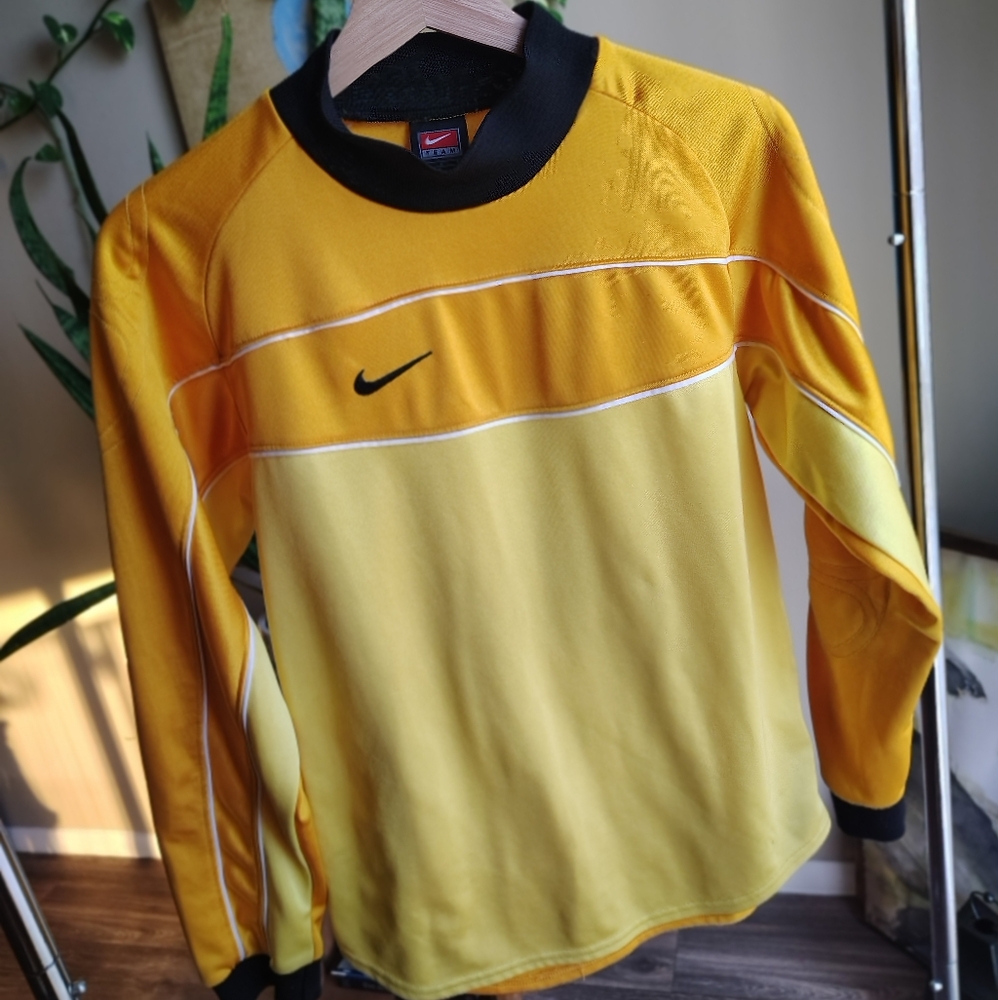 Nike Kids Yellow & Gold Long-Sleeve Soccer Jersey
